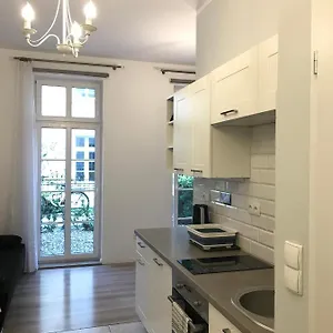 apartament-matejki.poznan-hotels.com/