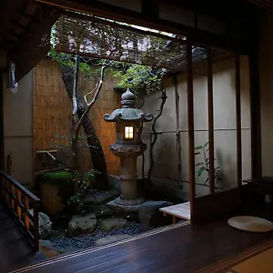 https://guesthouse-itoya.hotels-in-kyoto.org